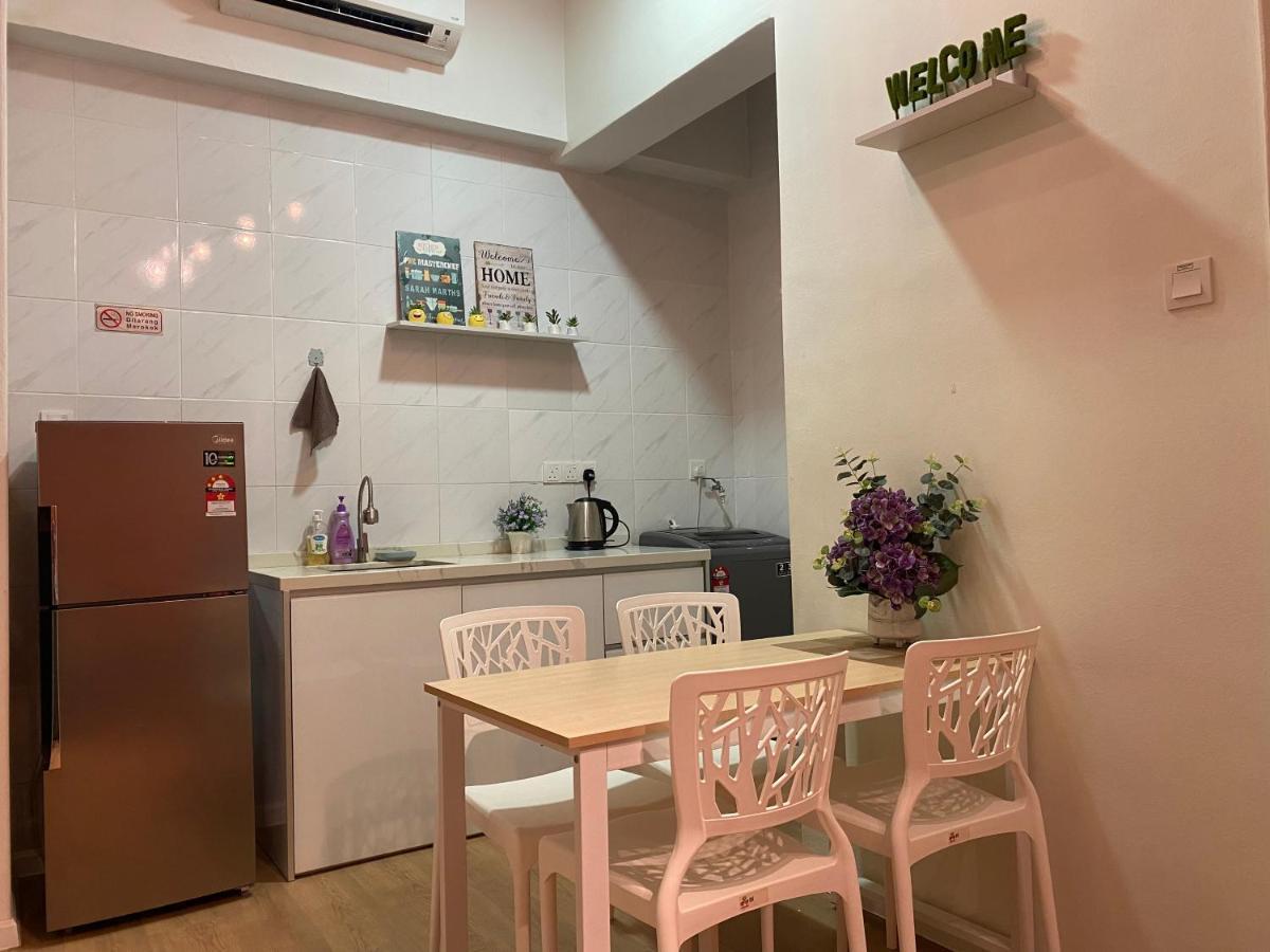 Lovely 1-Bedroom Condo With Facilities Malakka Dış mekan fotoğraf